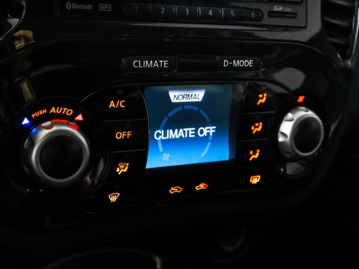 Nissan Juke с пробегом — 2012 год. Фото: #13