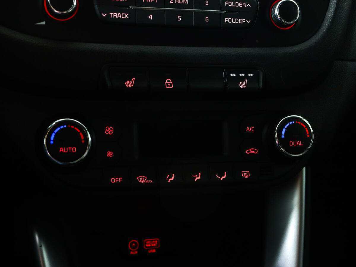 Kia Ceed с пробегом — 2018 год. Фото: #13