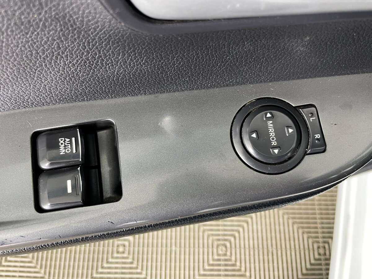 Kia Rio с пробегом — 2015 год. Фото: #15