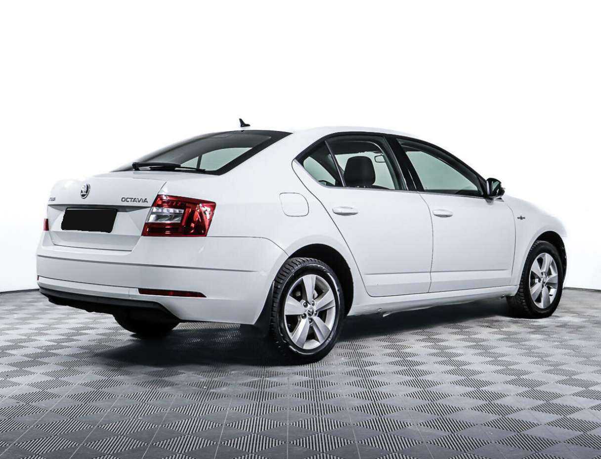 Skoda Octavia с пробегом — 2020 год. Фото: #3