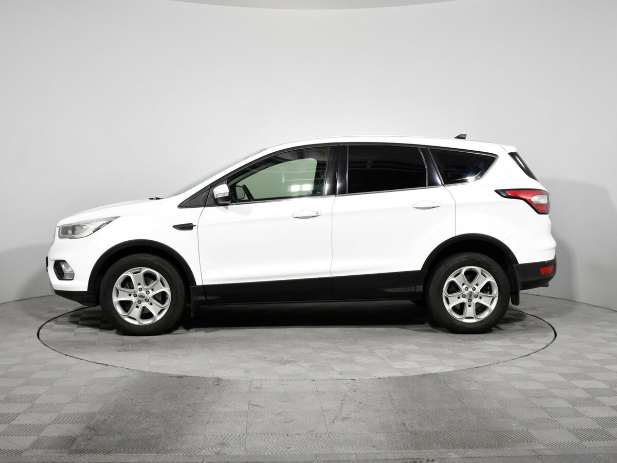 Ford Kuga с пробегом — 2017 год. Фото: #5