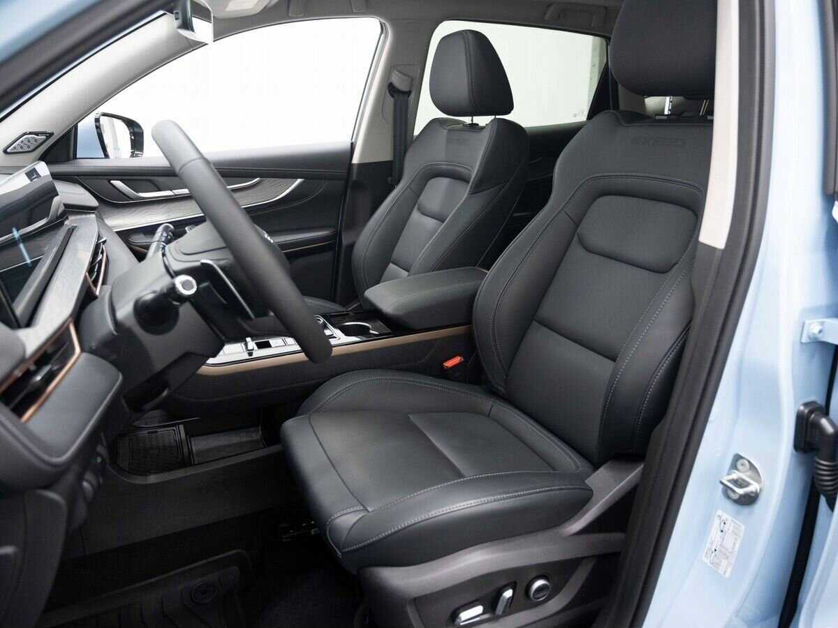 EXEED LX с пробегом — 2023 год. Фото: #7