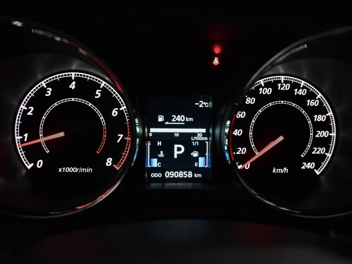 Mitsubishi ASX с пробегом — 2014 год. Фото: #18