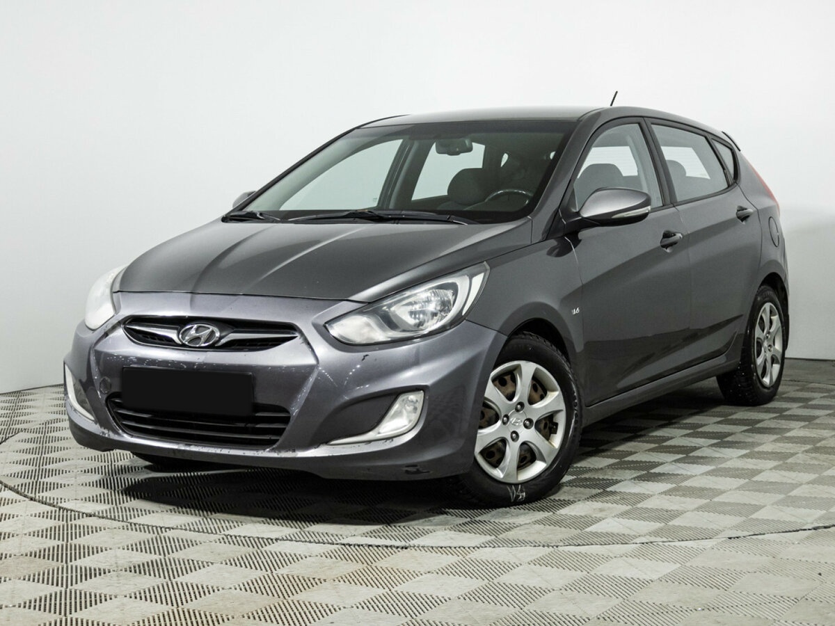 Hyundai Solaris с пробегом — 2012 год. Посмотреть фото