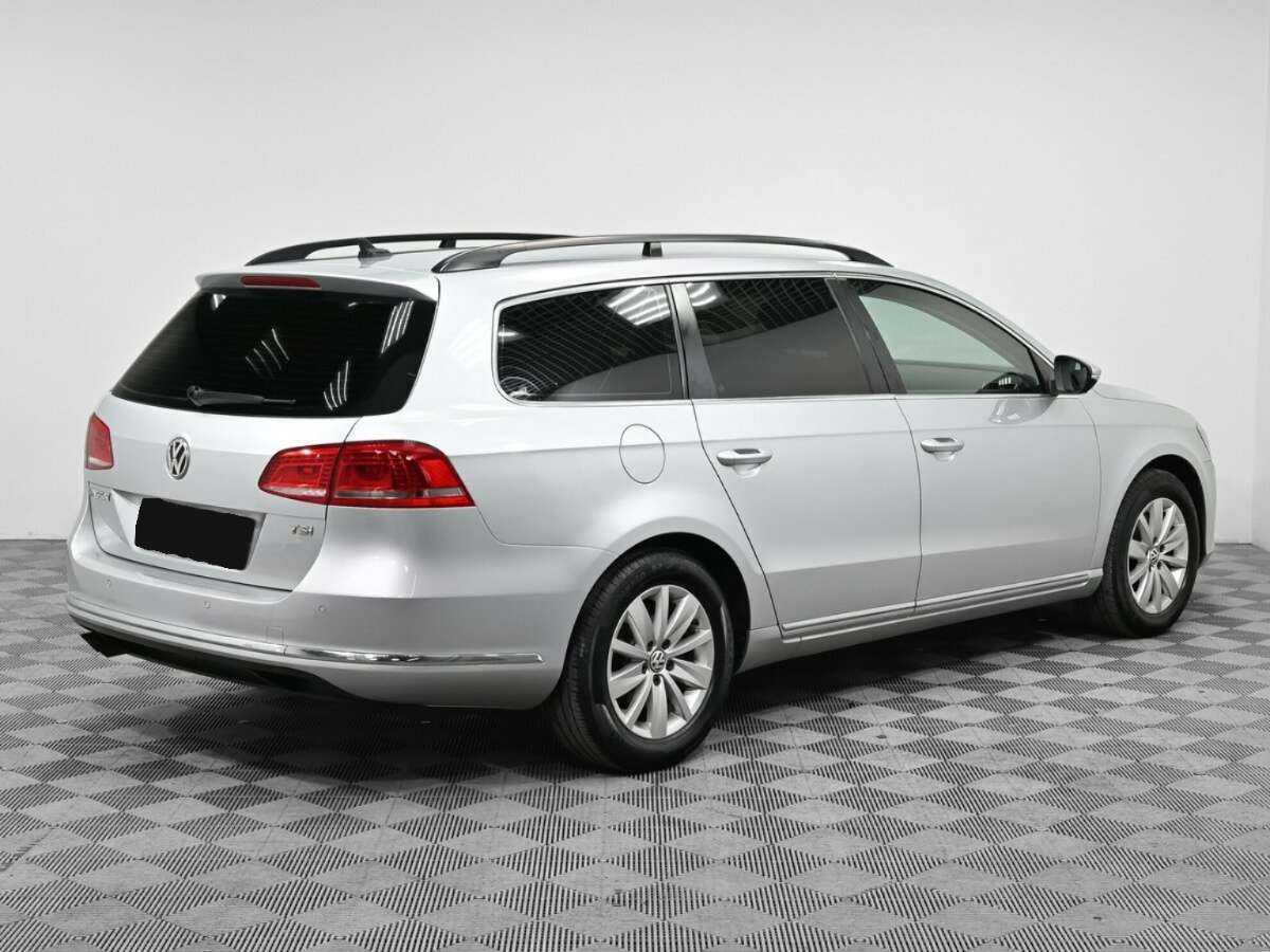 Volkswagen Passat с пробегом — 2014 год. Фото: #1