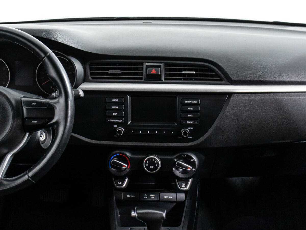 Kia Rio с пробегом — 2018 год. Фото: #13