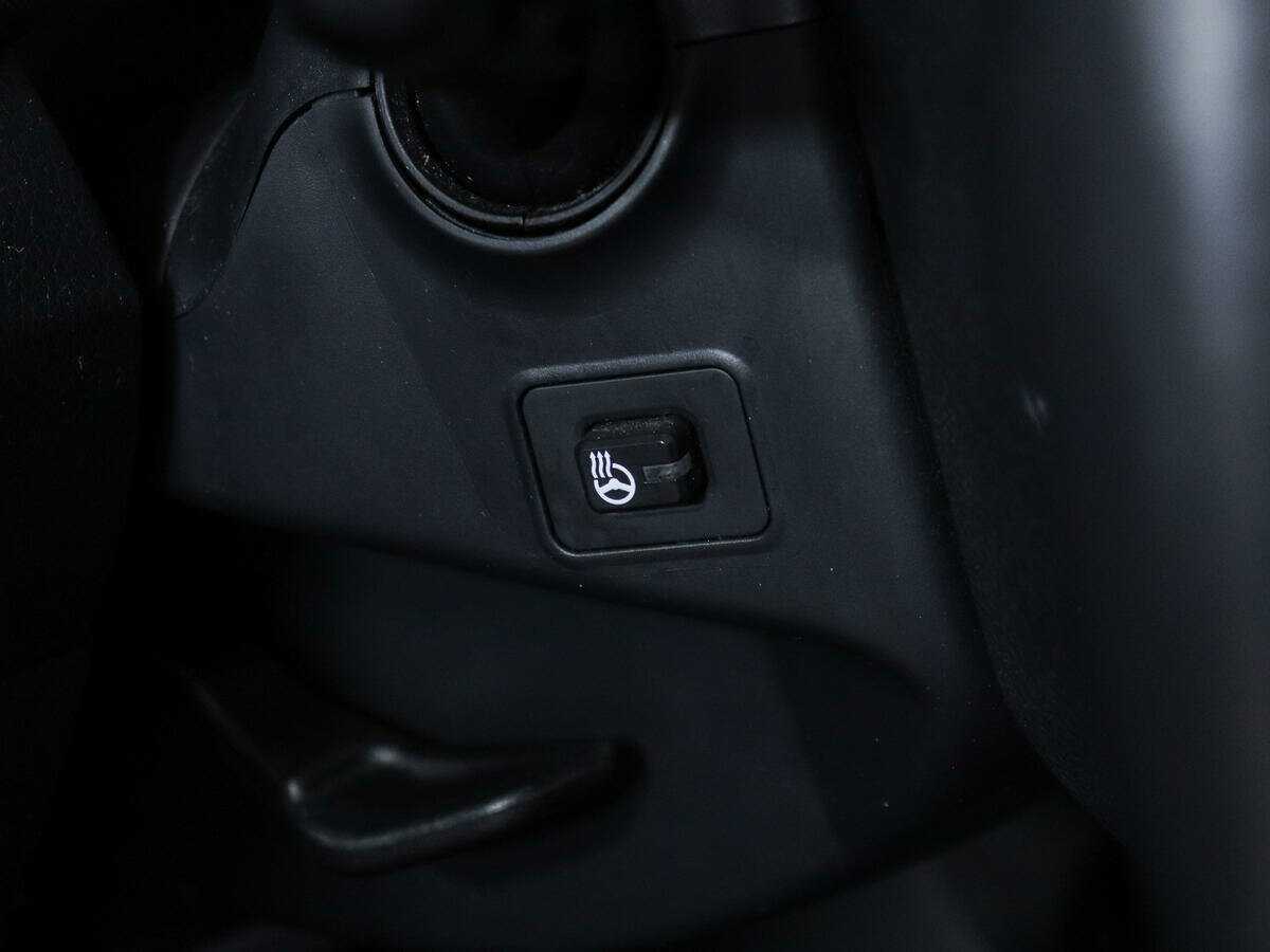 Hyundai Santa Fe с пробегом — 2015 год. Фото: #15