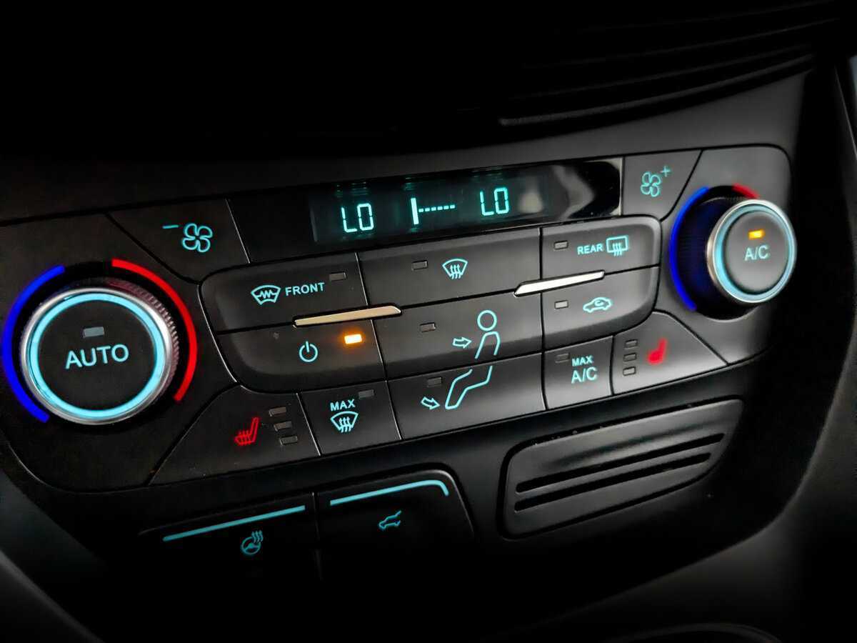 Ford Kuga с пробегом — 2018 год. Фото: #21