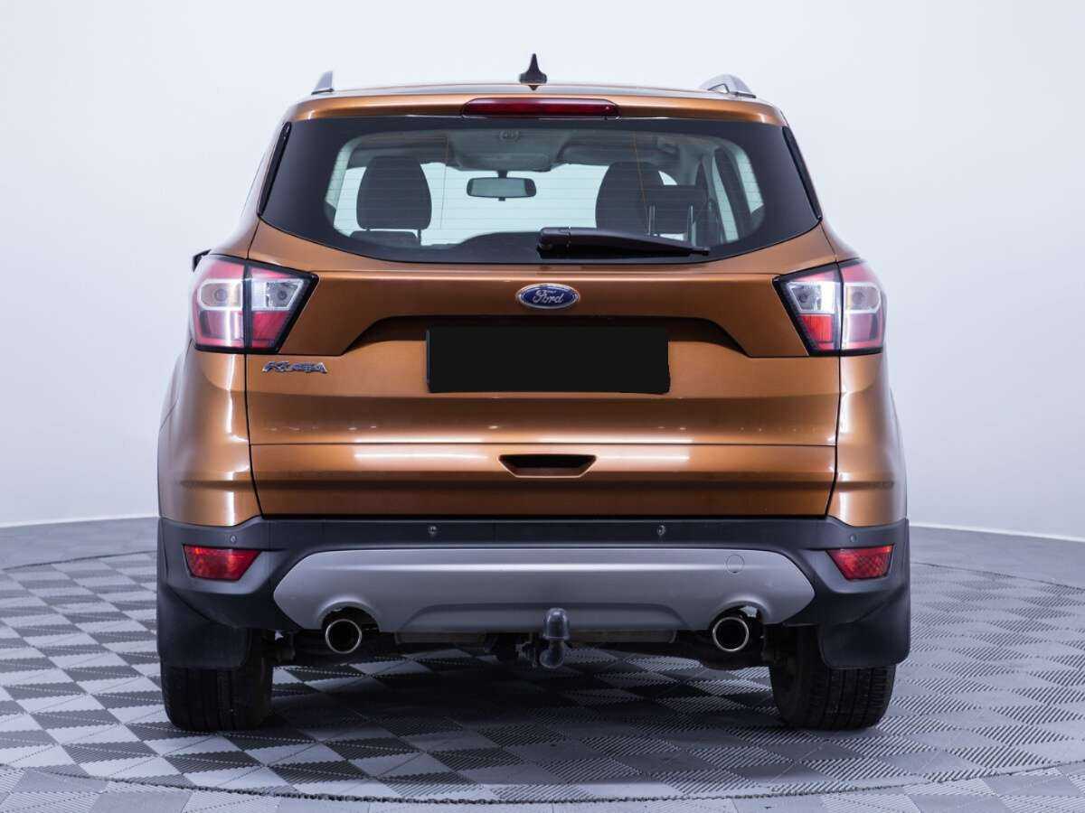 Ford Kuga с пробегом — 2017 год. Фото: #4