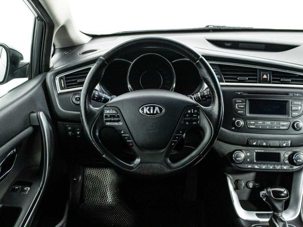 Kia Ceed с пробегом — 2016 год. Фото: #15