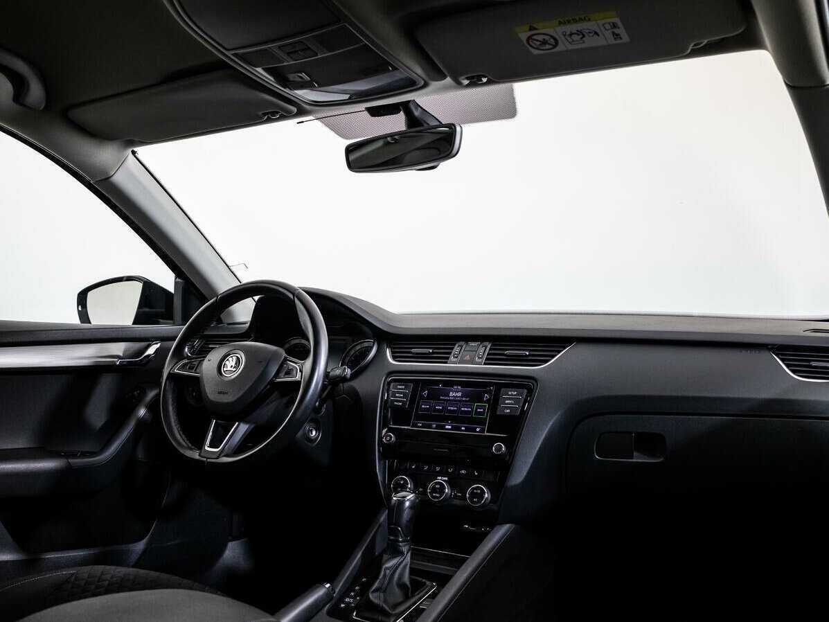 Skoda Octavia с пробегом — 2017 год. Фото: #8