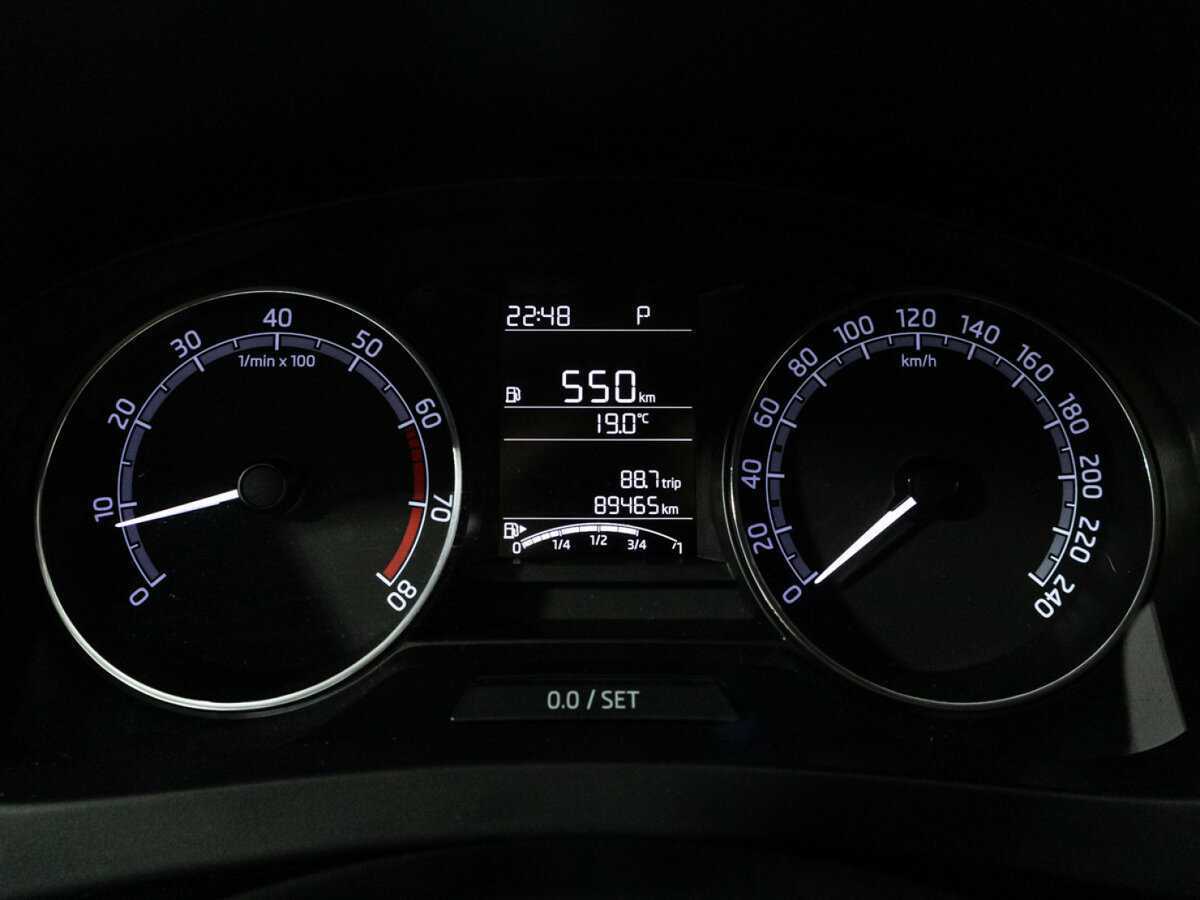 Skoda Rapid с пробегом — 2019 год. Фото: #11