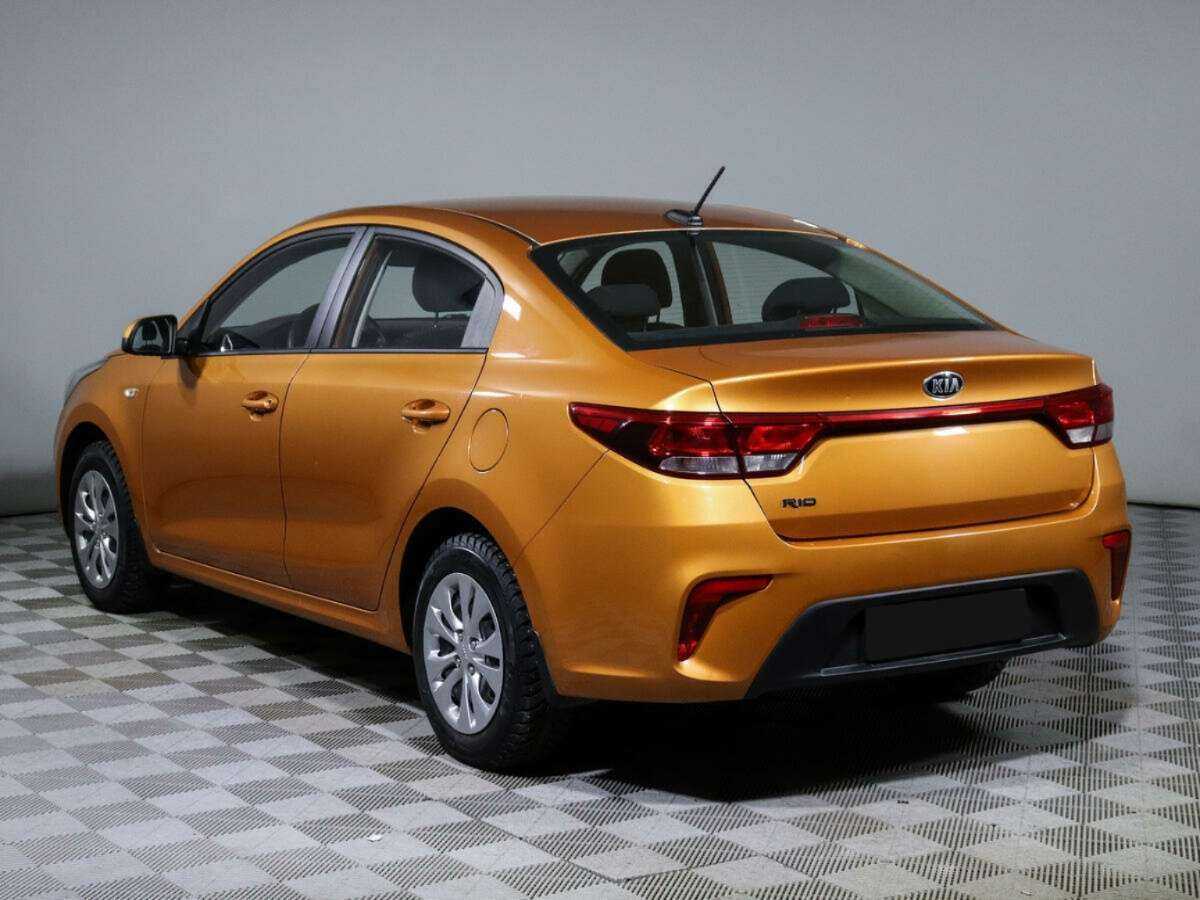 Kia Rio с пробегом — 2017 год. Фото: #5