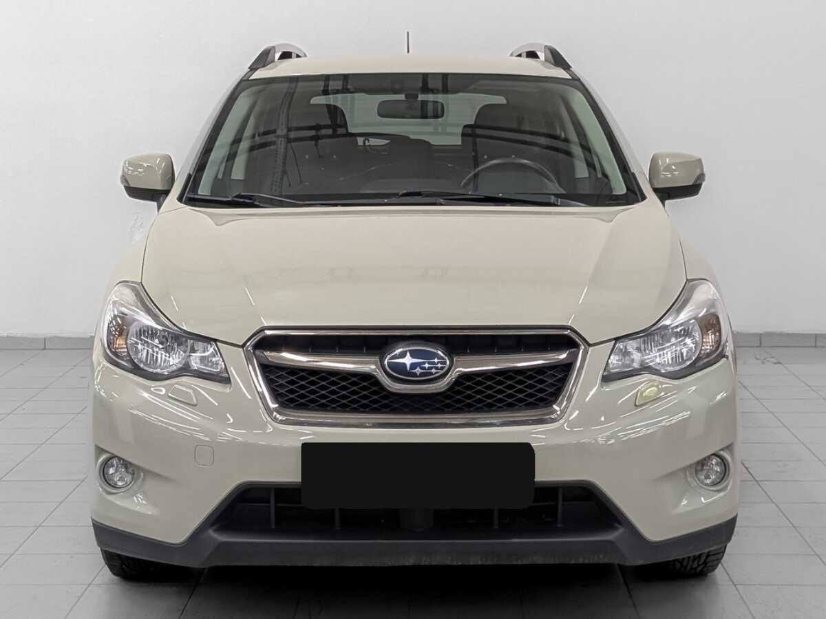 Subaru XV с пробегом — 2013 год. Фото: #1