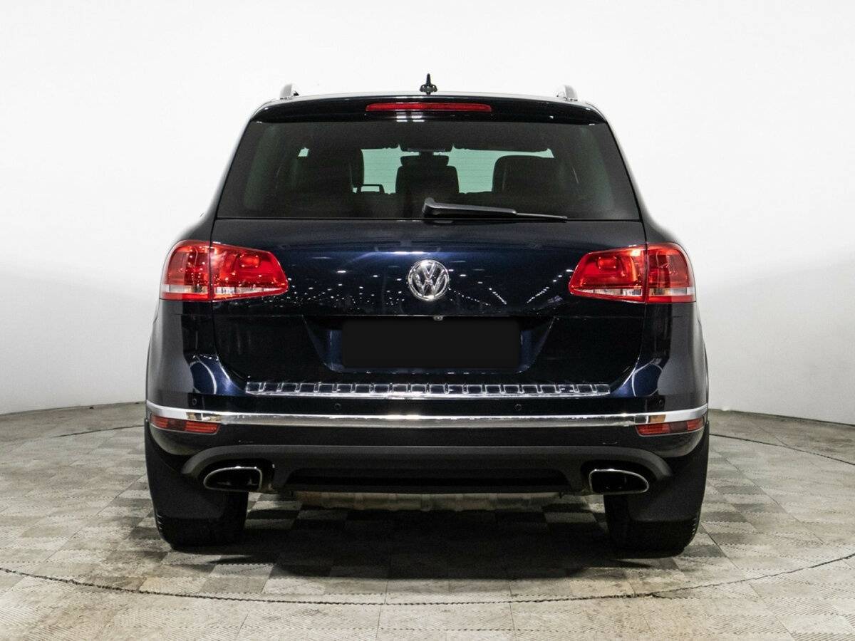 Volkswagen Touareg с пробегом — 2016 год. Фото: #5
