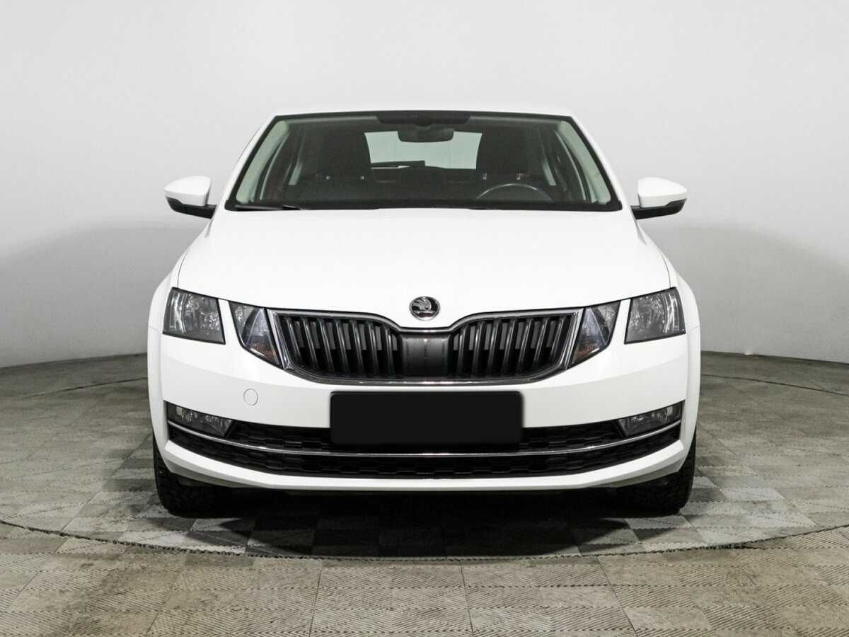 Skoda Octavia с пробегом — 2019 год. Фото: #1
