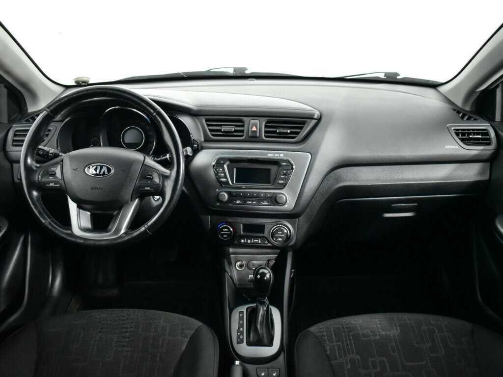 Kia Rio с пробегом — 2014 год. Фото: #11