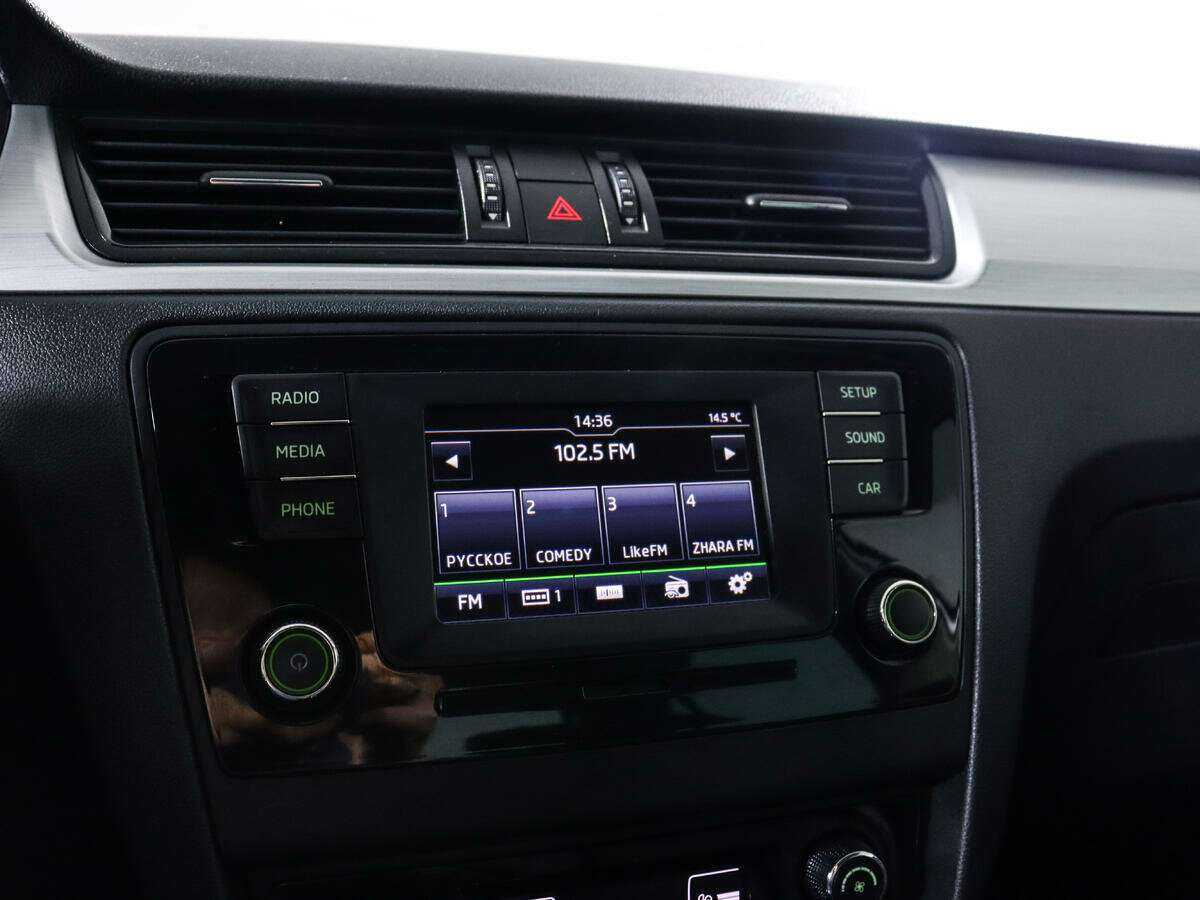 Skoda Rapid с пробегом — 2016 год. Фото: #14