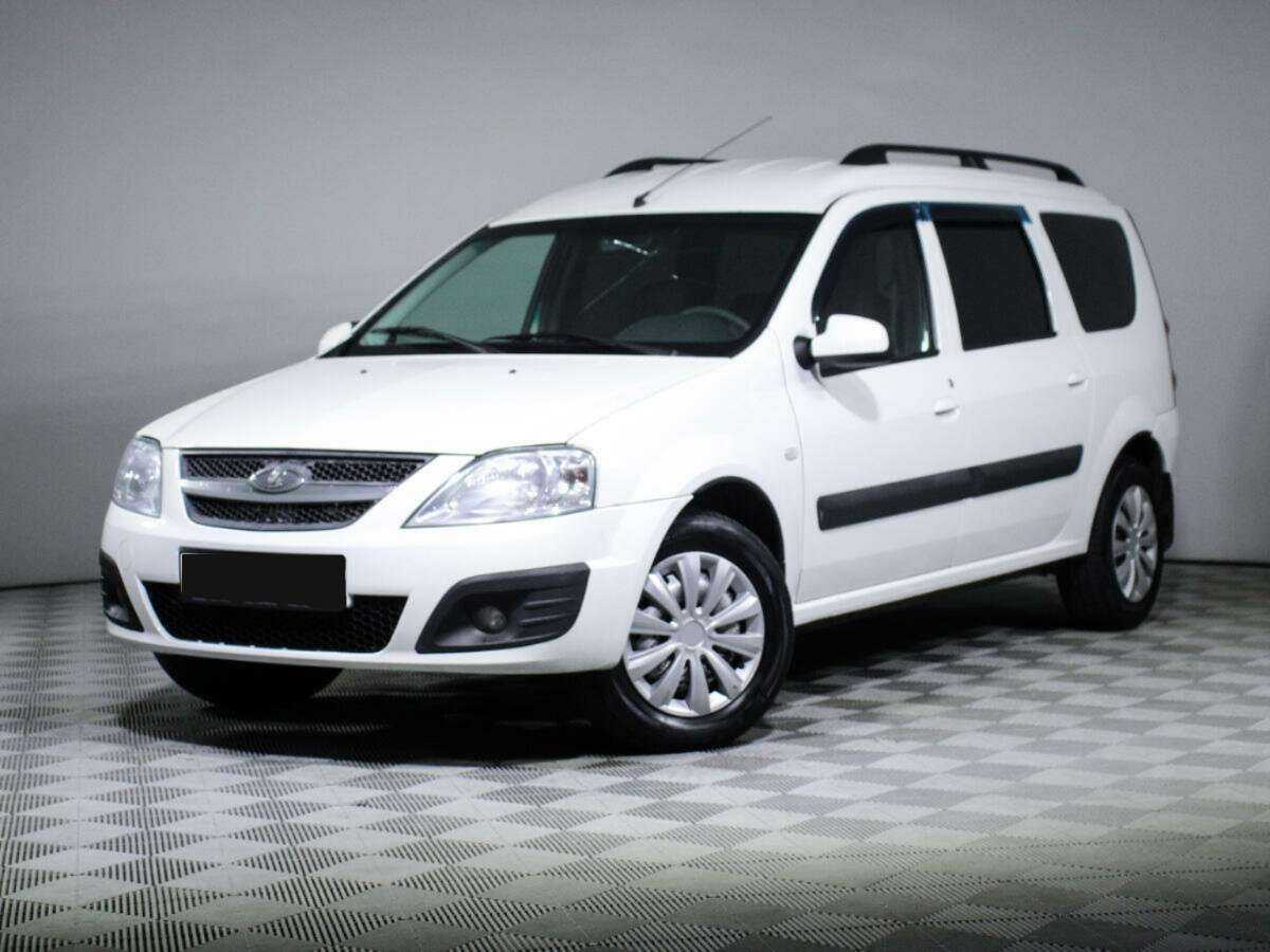 Lada (ВАЗ) Largus с пробегом — 2017 год. Посмотреть фото