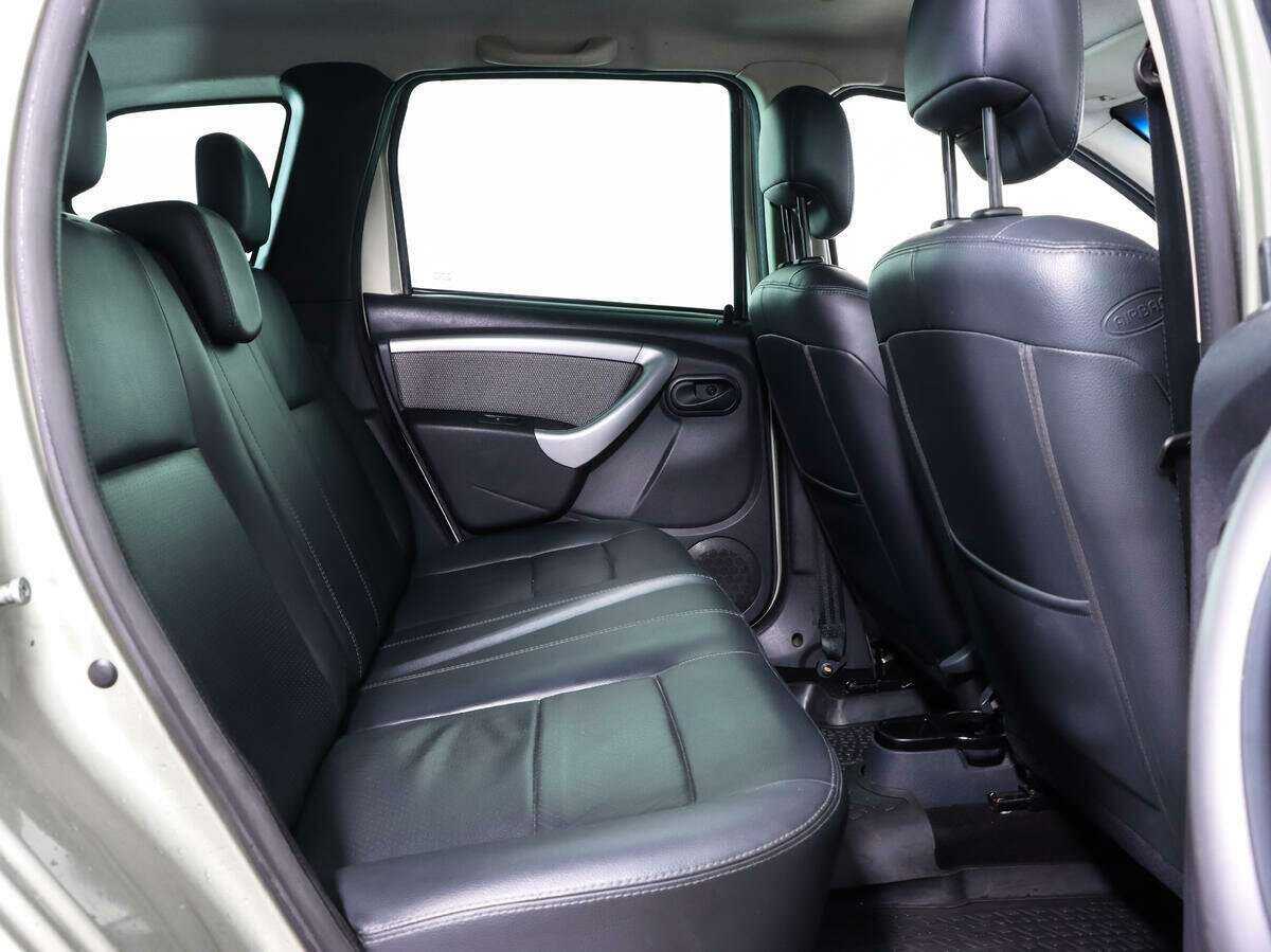 Renault Duster с пробегом — 2013 год. Фото: #12