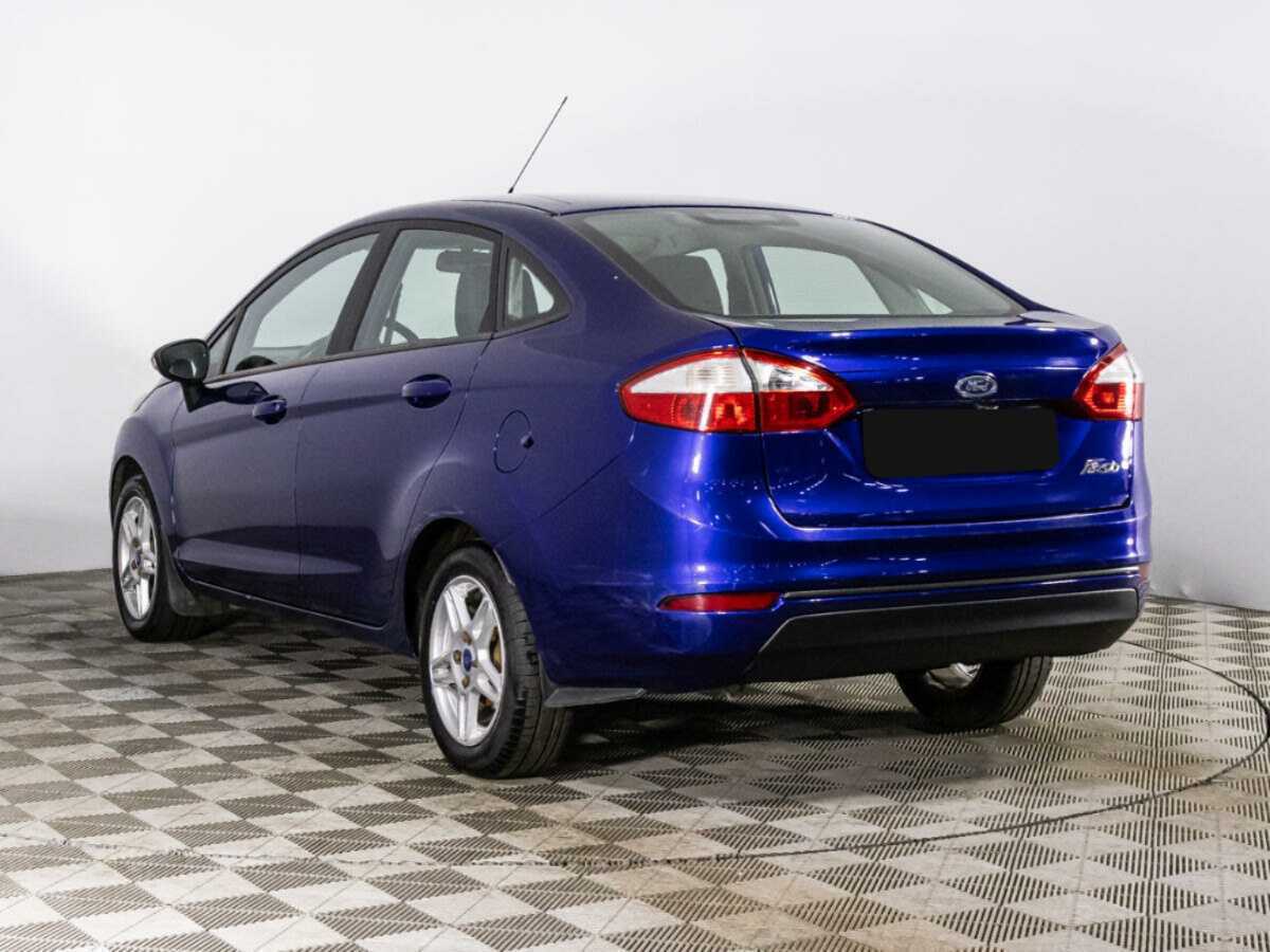 Ford Fiesta с пробегом — 2016 год. Фото: #6