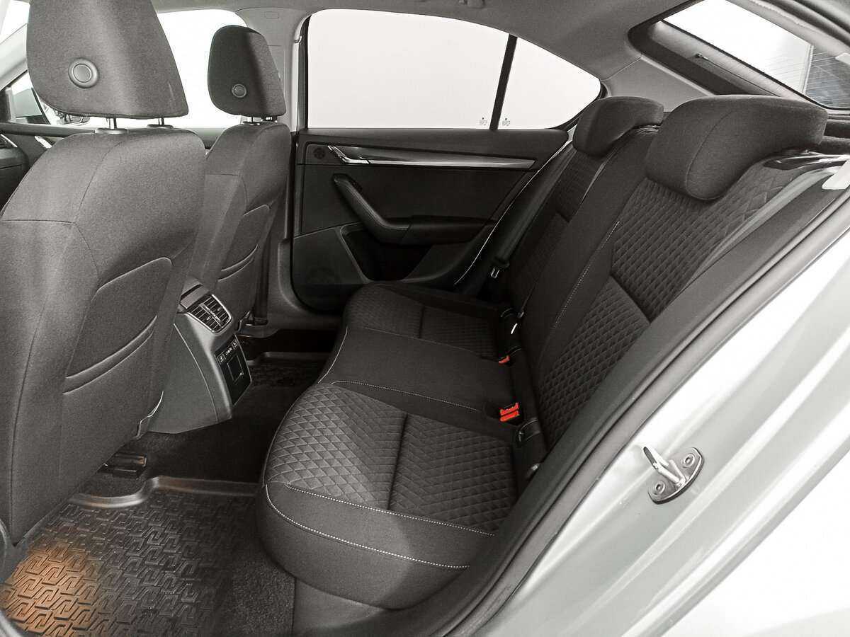 Skoda Octavia с пробегом — 2018 год. Фото: #9