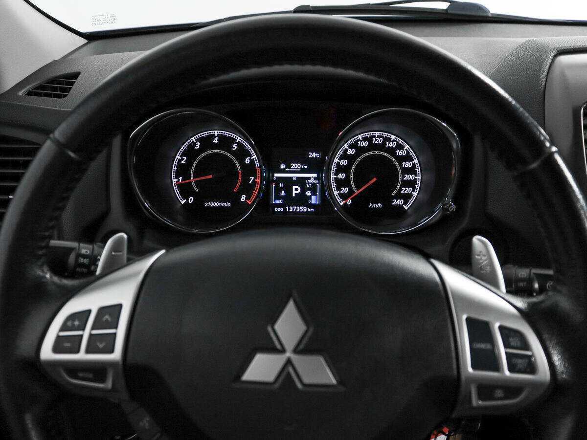 Mitsubishi ASX с пробегом — 2012 год. Фото: #12