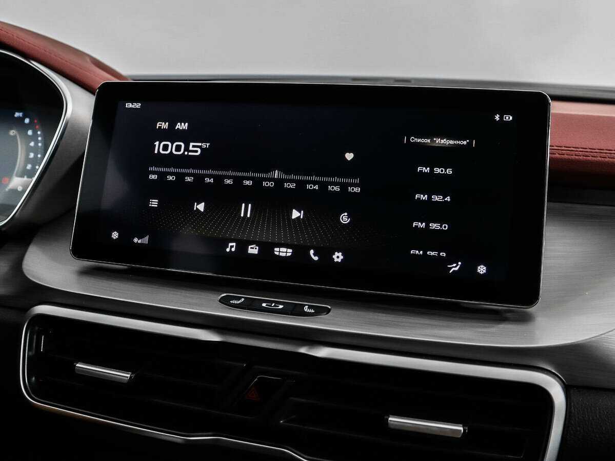 Geely Coolray с пробегом — 2023 год. Фото: #15