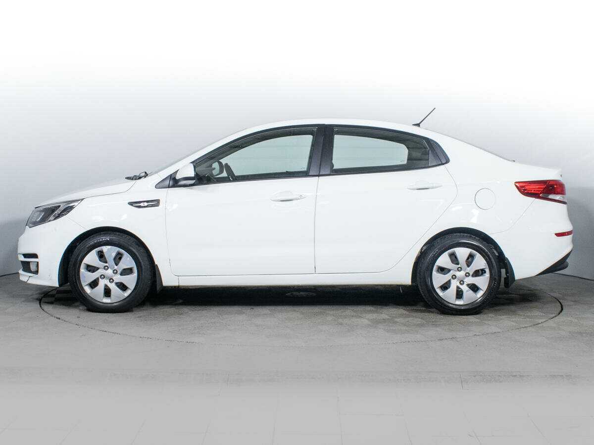 Kia Rio с пробегом — 2015 год. Фото: #7