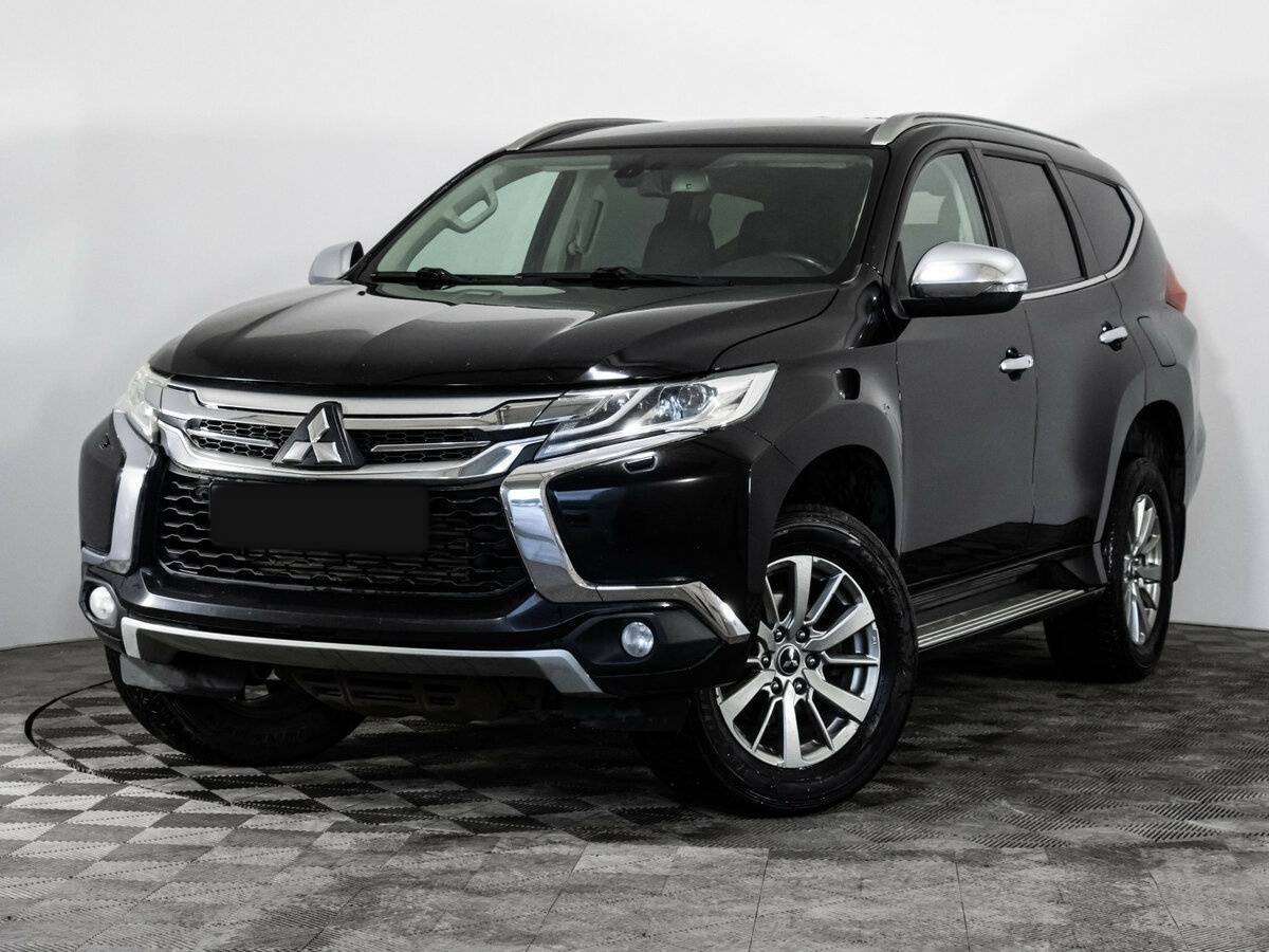 Mitsubishi Pajero Sport с пробегом — 2018 год. Посмотреть фото