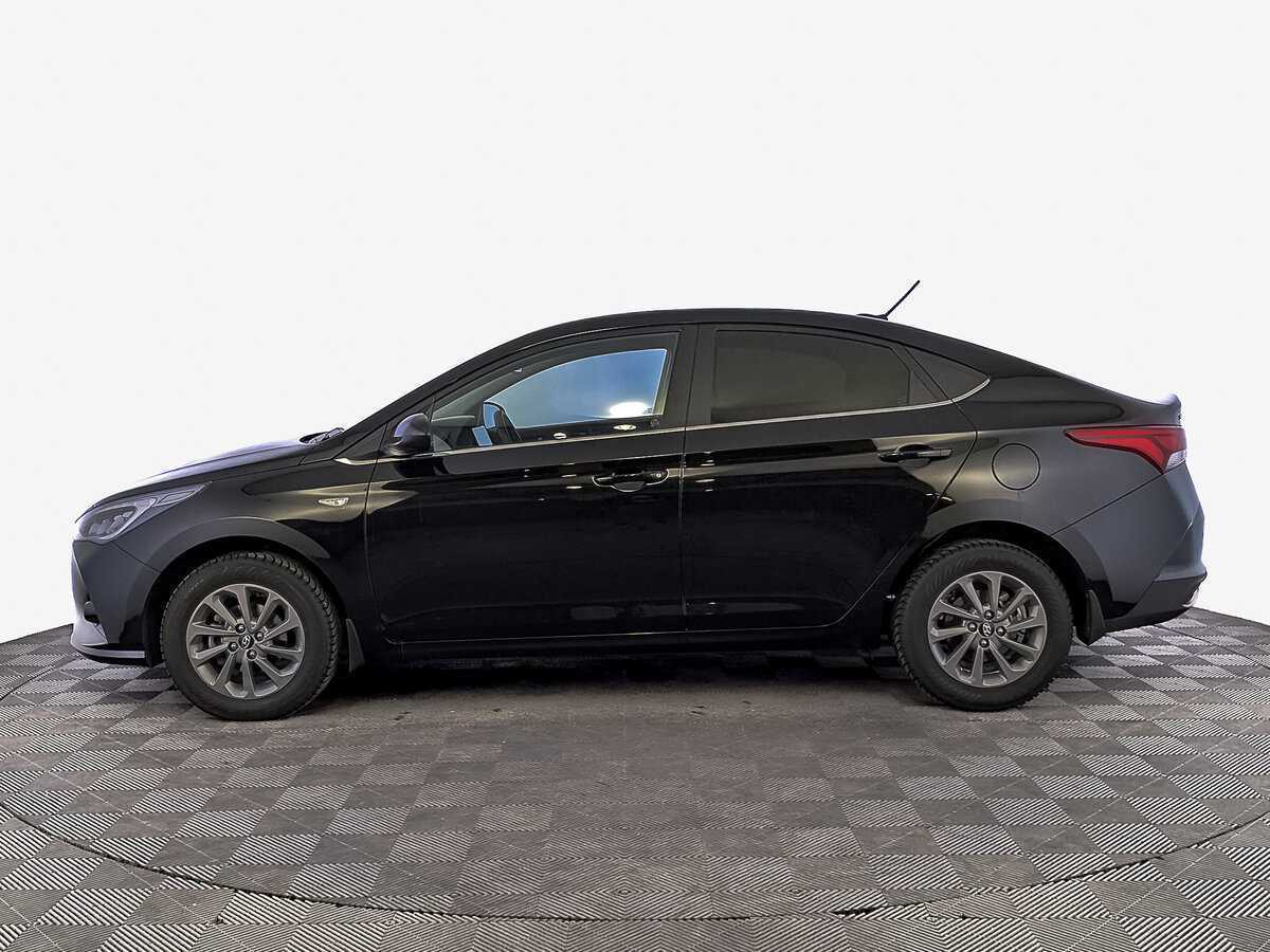 Hyundai Solaris с пробегом — 2021 год. Фото: #7