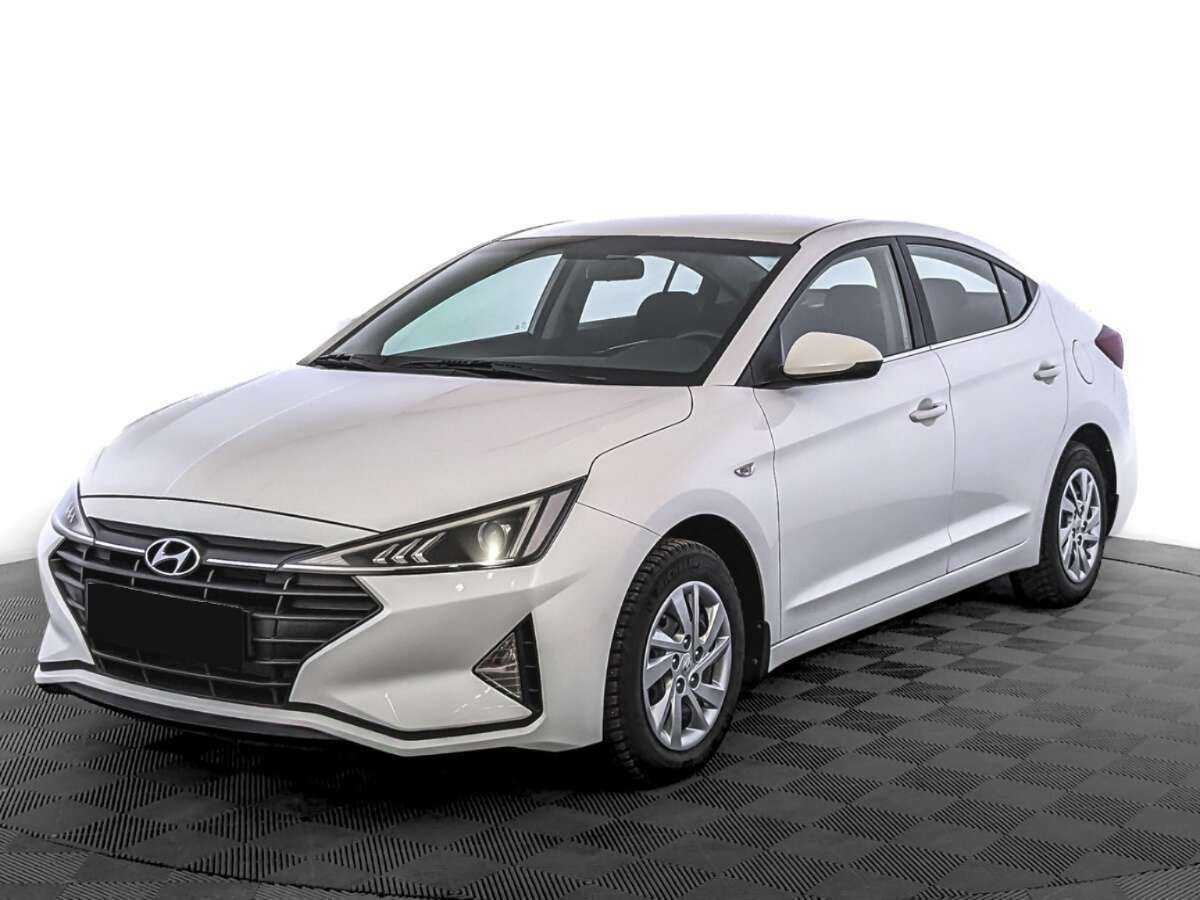 Hyundai Elantra с пробегом — 2020 год. Посмотреть фото