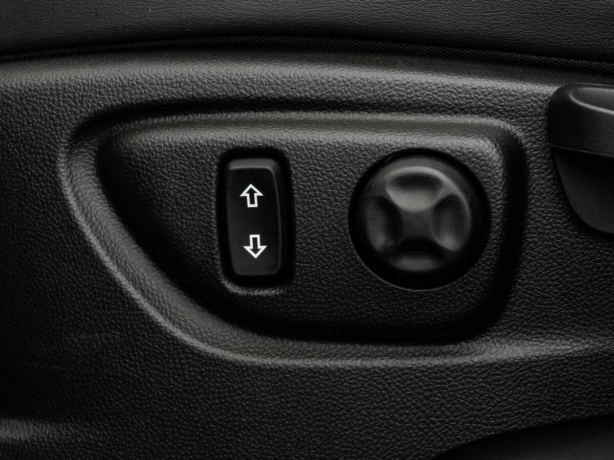 Opel Mokka с пробегом — 2015 год. Фото: #18