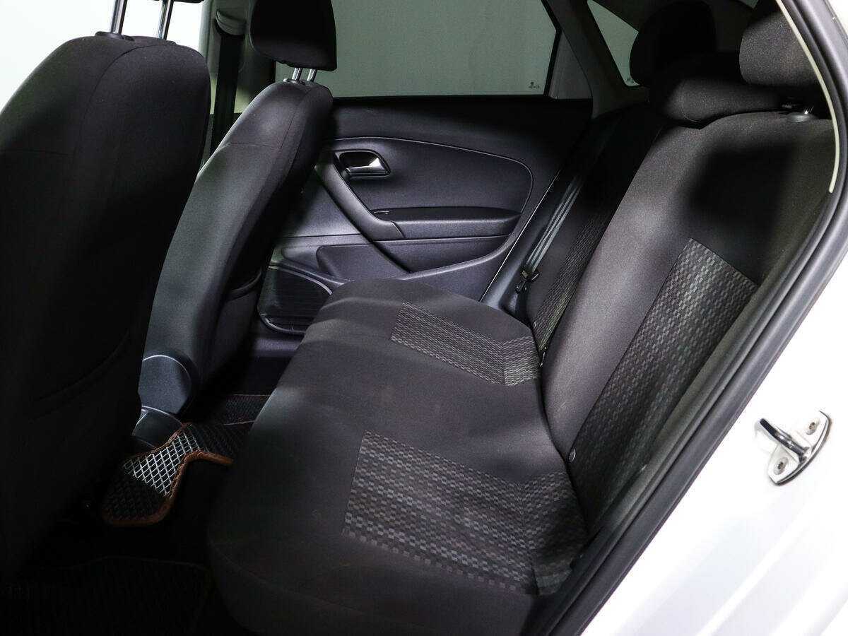 Volkswagen Polo с пробегом — 2018 год. Фото: #7