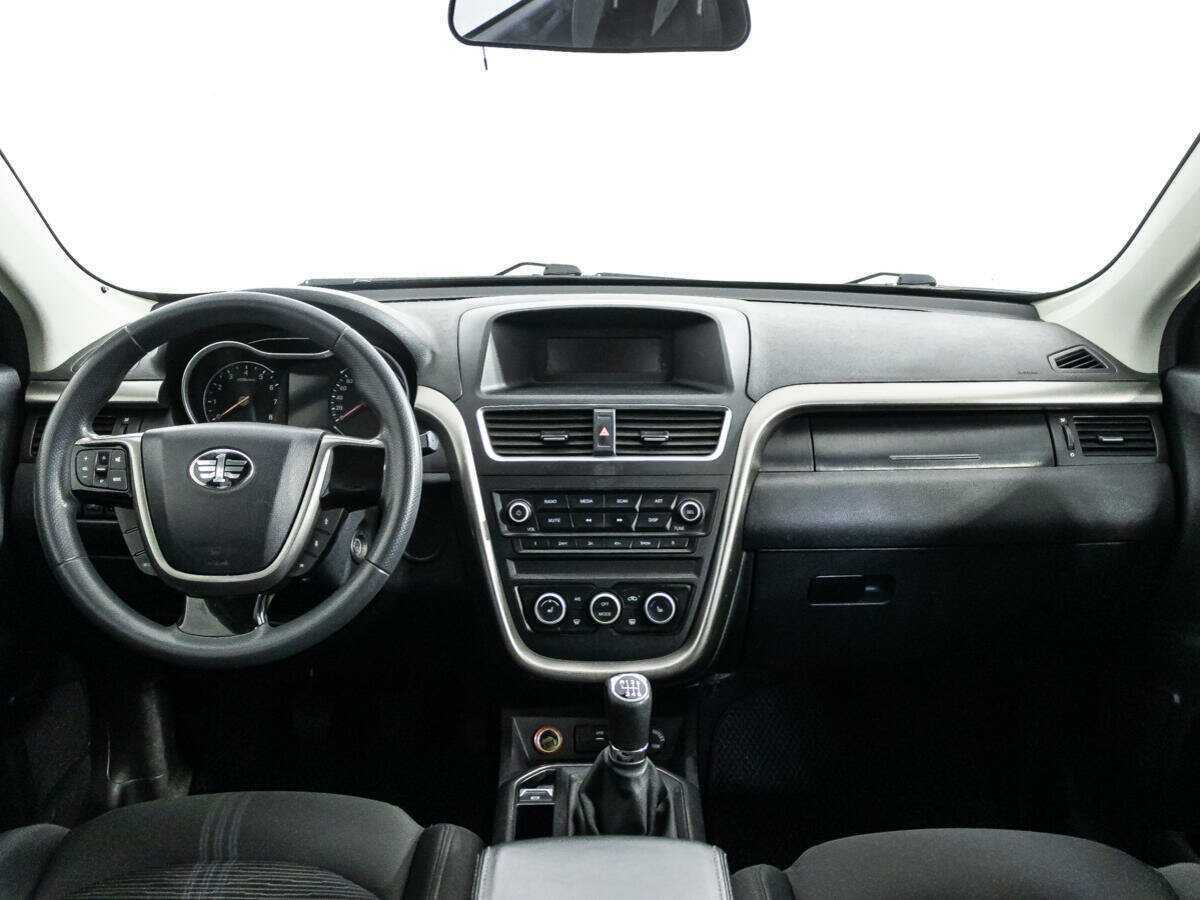 FAW Besturn X80 с пробегом — 2019 год. Фото: #12