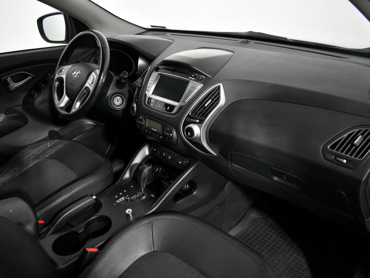 Hyundai ix35 с пробегом — 2013 год. Фото: #10