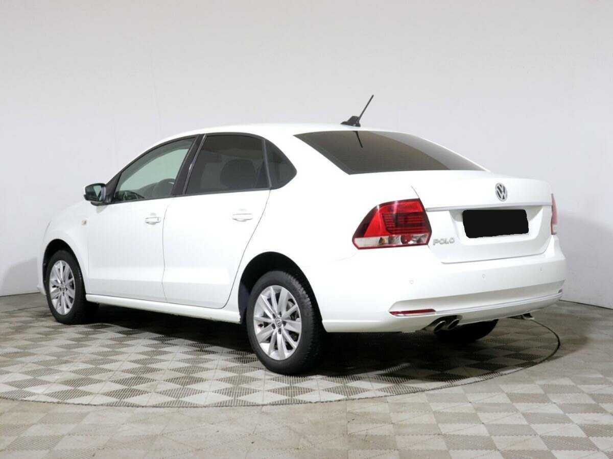 Volkswagen Polo с пробегом — 2017 год. Фото: #6
