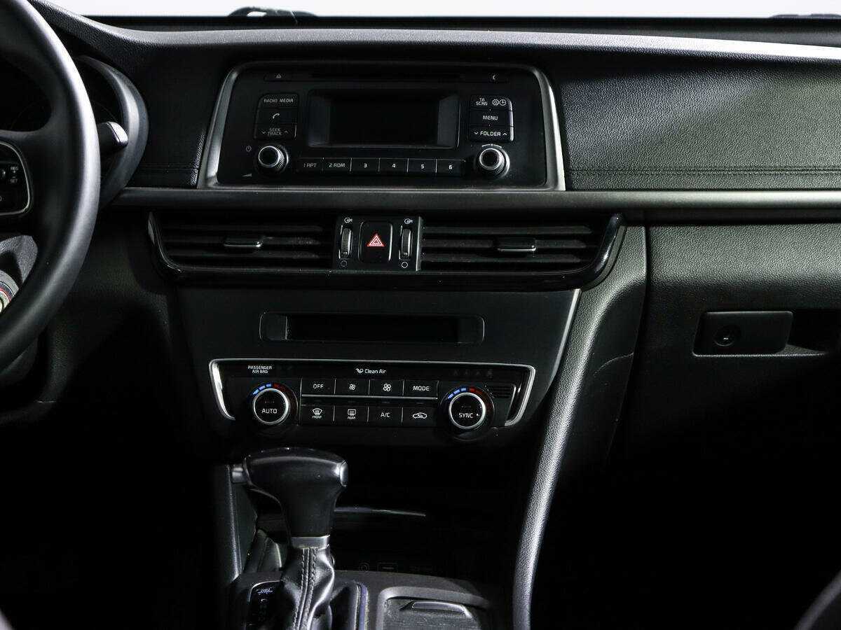 Kia Optima с пробегом — 2016 год. Фото: #10