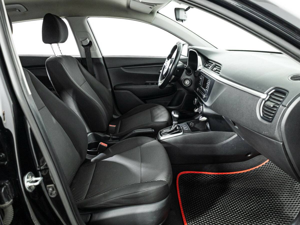 Kia Rio с пробегом — 2020 год. Фото: #19