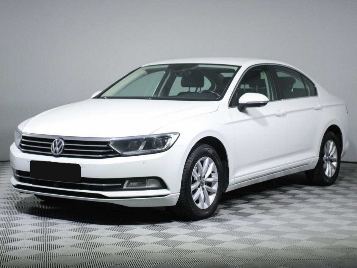 Volkswagen Passat с пробегом — 2018 год. Посмотреть фото