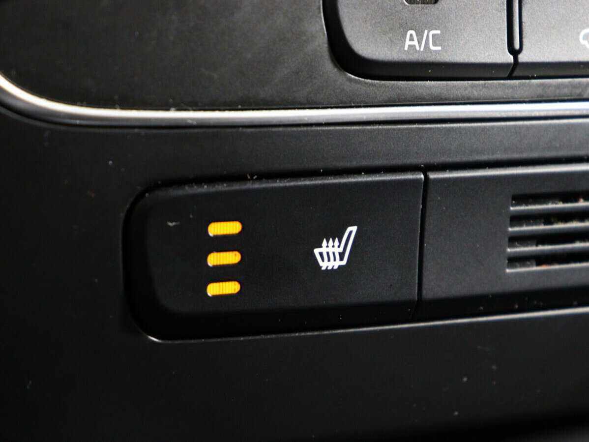 Kia Sorento с пробегом — 2014 год. Фото: #18