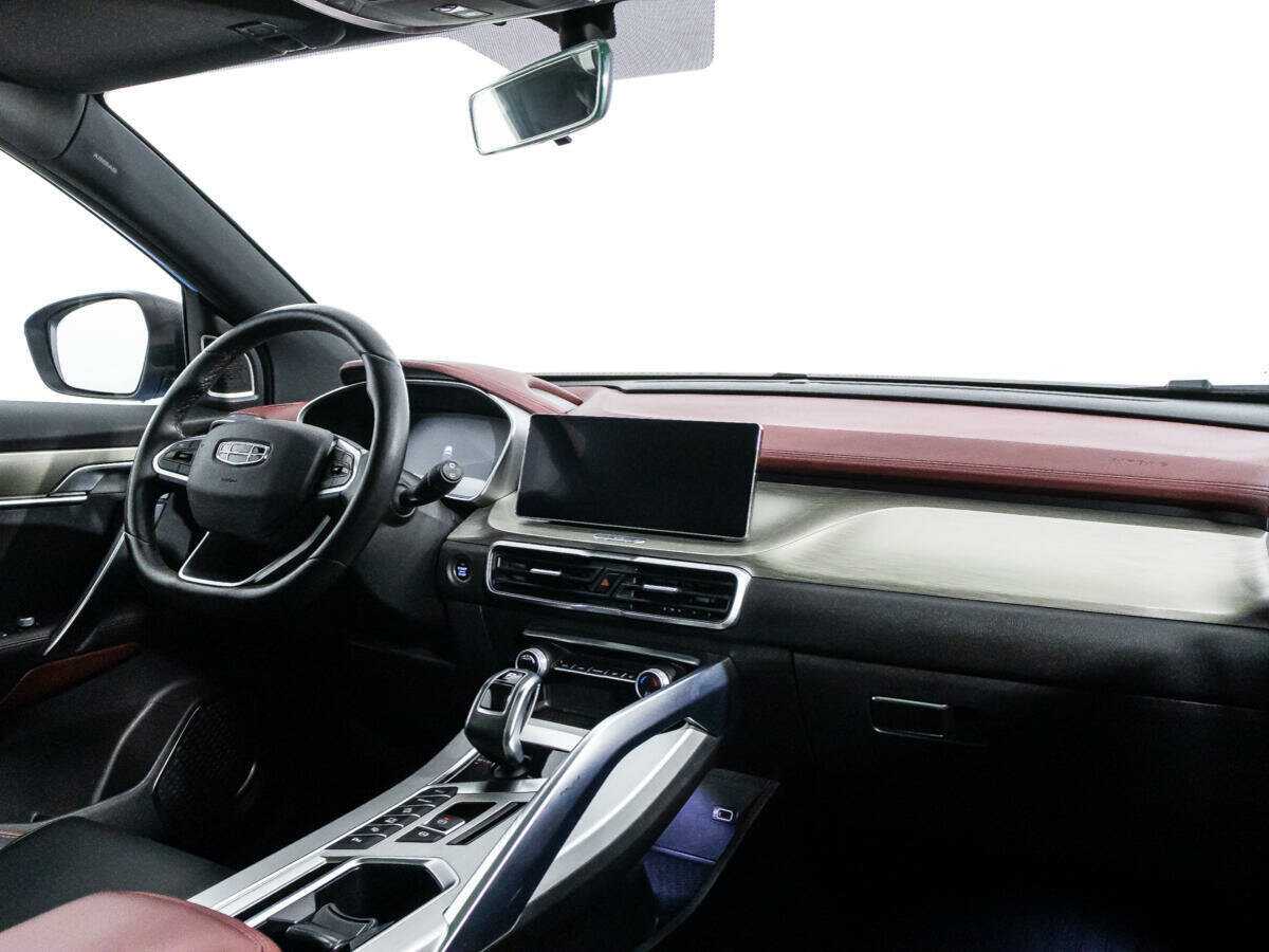 Geely Coolray с пробегом — 2022 год. Фото: #8