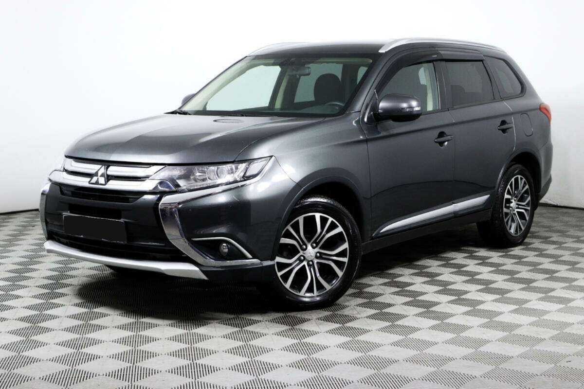 Mitsubishi Outlander с пробегом — 2018 год. Фото: #0