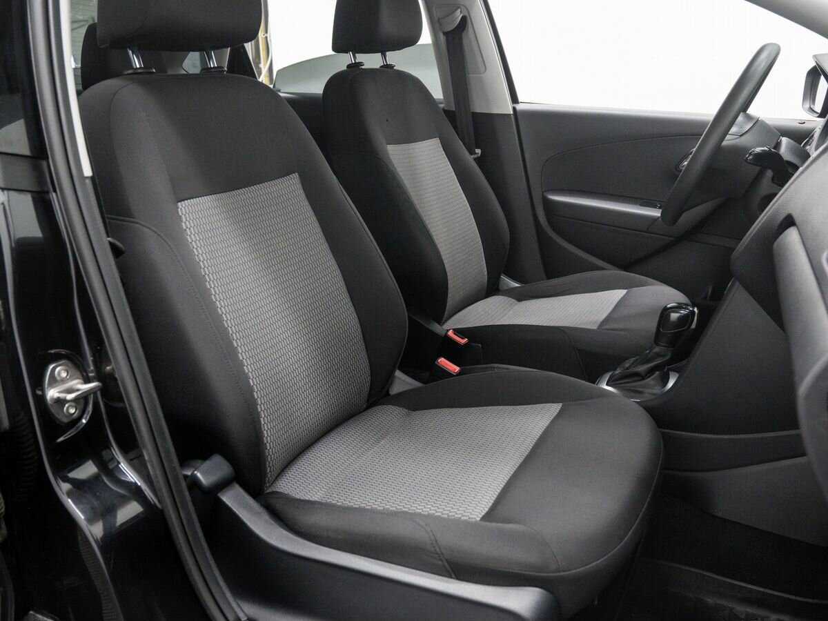 Volkswagen Polo с пробегом — 2014 год. Фото: #8