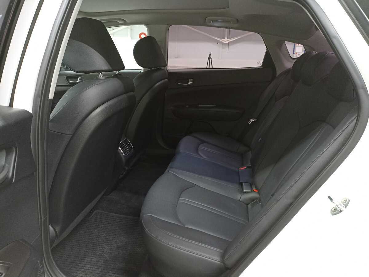 Kia K5 с пробегом — 2019 год. Фото: #11