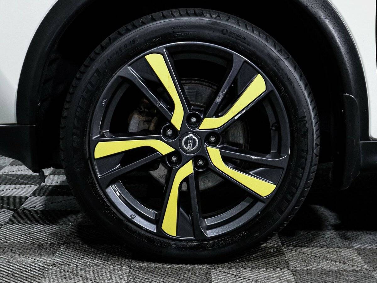 Nissan Juke с пробегом — 2014 год. Фото: #14