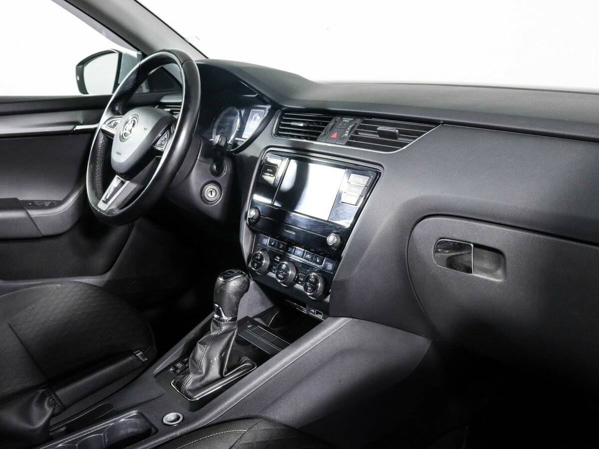 Skoda Octavia с пробегом — 2017 год. Фото: #5