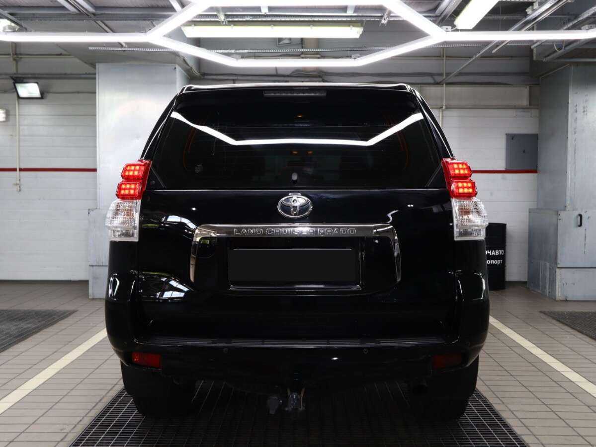 Toyota Land Cruiser Prado с пробегом — 2013 год. Фото: #2