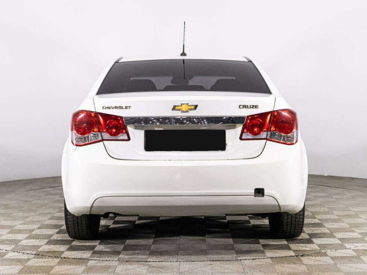 Chevrolet Cruze с пробегом — 2012 год. Фото: #5