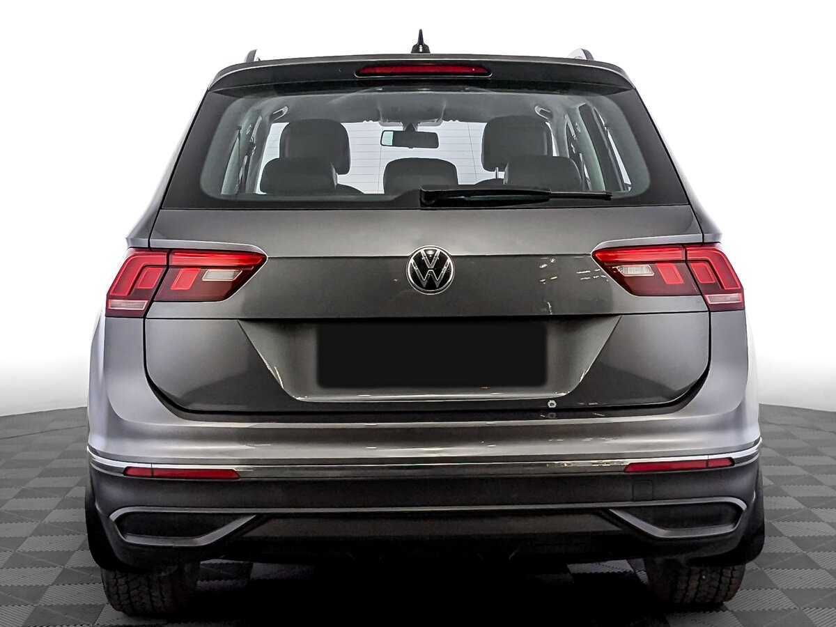 Volkswagen Tiguan с пробегом — 2021 год. Фото: #5